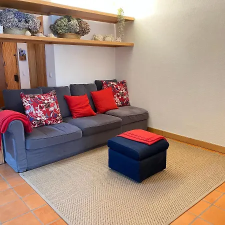 Apartamento T1 Com Vista Mar A 1 Minuto A Pé Da Praia Sesimbra