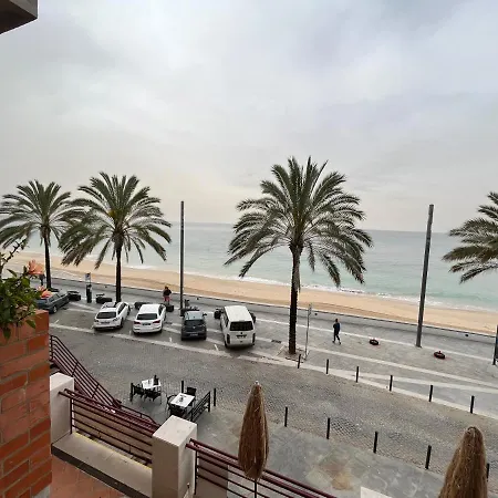 T1 Com Vista Mar A 1 Minuto A Pé Da Praia
