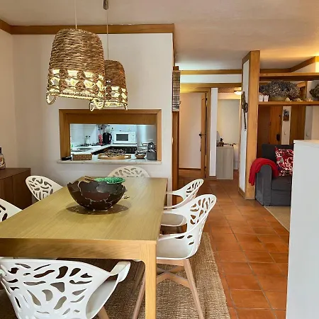 Apartamento T1 Com Vista Mar A 1 Minuto A Pé Da Praia *